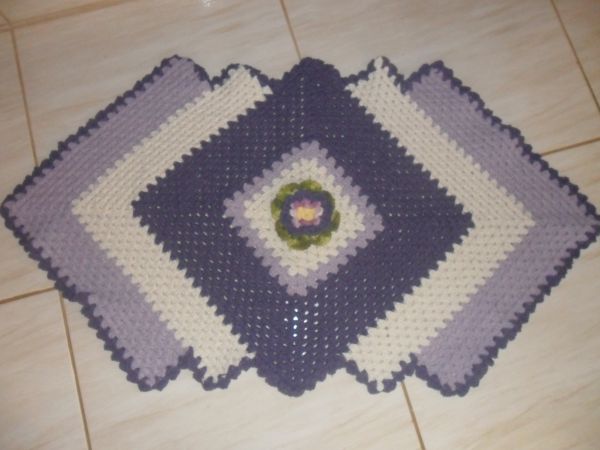 TAPETE ROXO LILÁS
